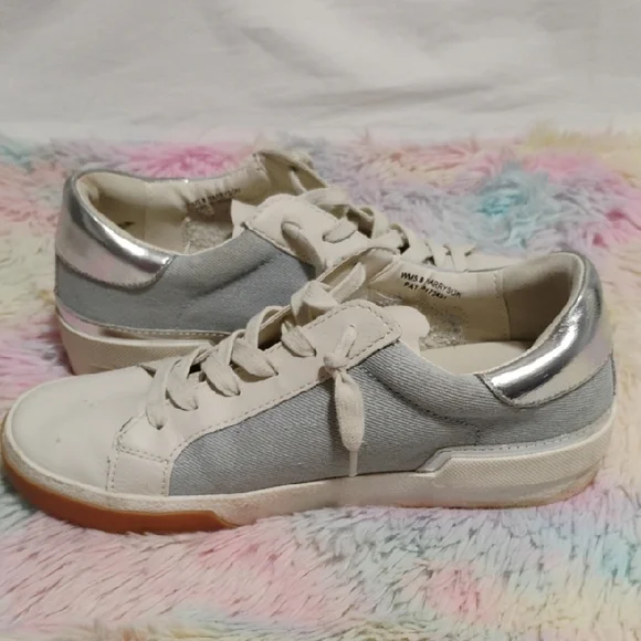 Dolce Vita White Silver & Denim Harryson Sneakers Sleek Low-Top Design #50 - Picture 10 of 11
